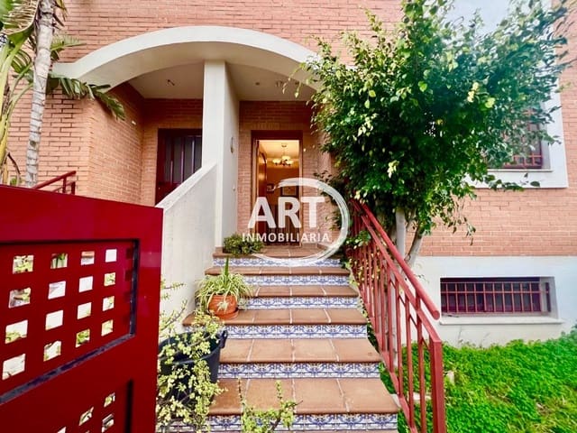 3 slaapkamer Halfvrijstaande villa te koop in Bétera met zwembad garage - € 395.000 (Ref: 9550737)