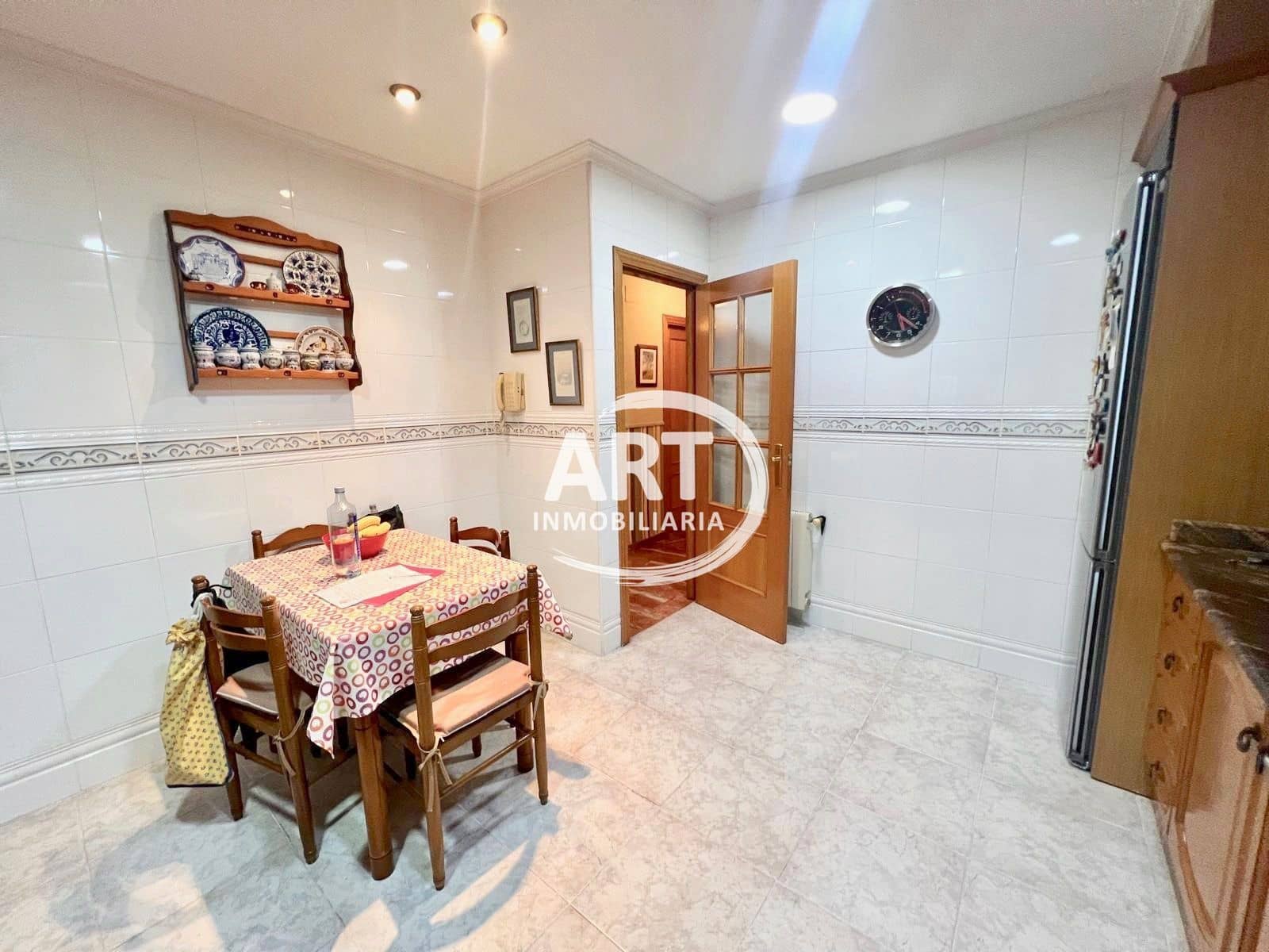 3 slaapkamer Halfvrijstaande villa te koop in Betera met zwembad garage - € 395.000 (Ref: 9550737)