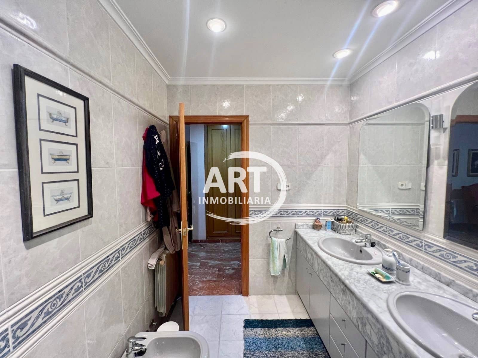 3 slaapkamer Halfvrijstaande villa te koop in Betera met zwembad garage - € 395.000 (Ref: 9550737)