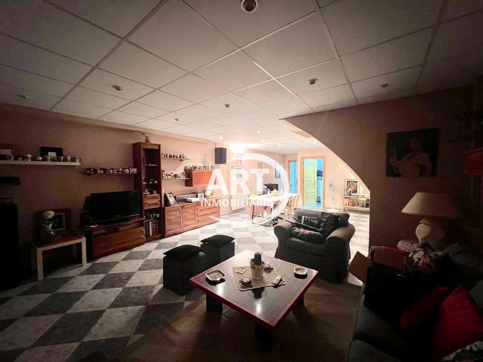 3 slaapkamer Halfvrijstaande villa te koop in Betera met zwembad garage - € 395.000 (Ref: 9550737)