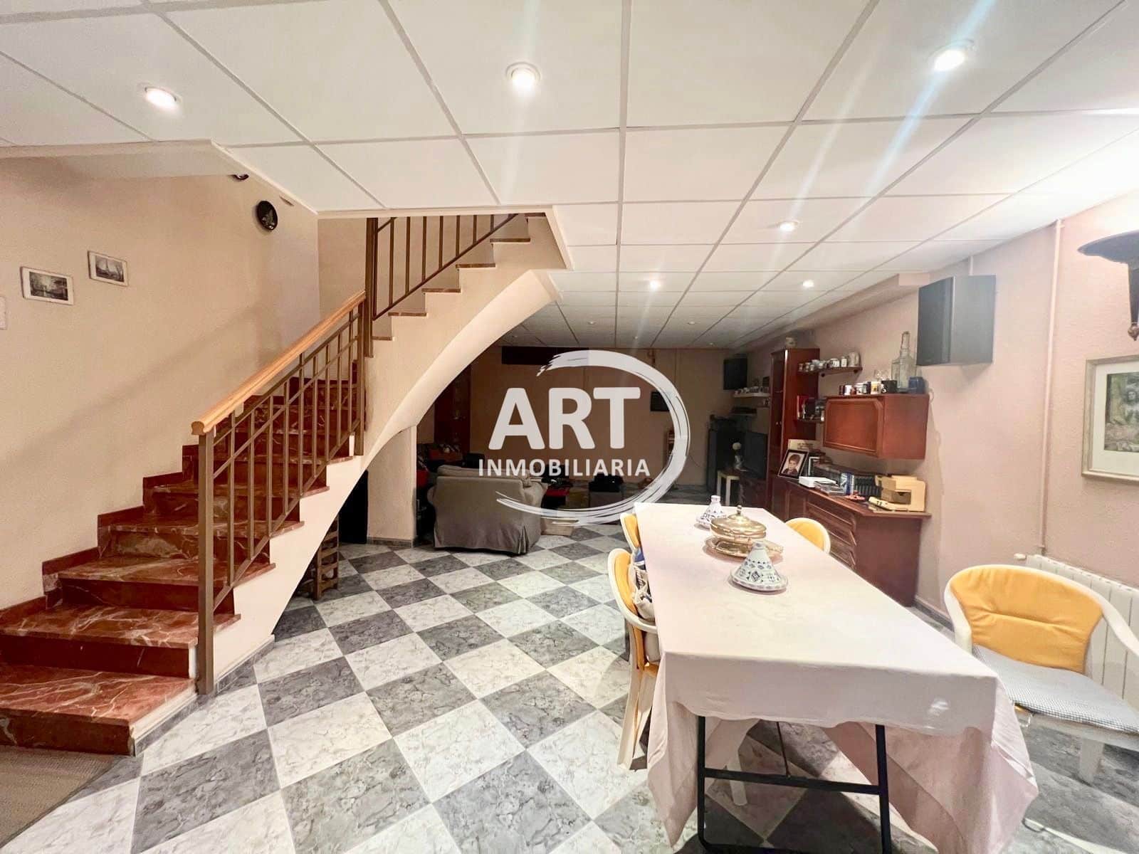 3 slaapkamer Halfvrijstaande villa te koop in Betera met zwembad garage - € 395.000 (Ref: 9550737)