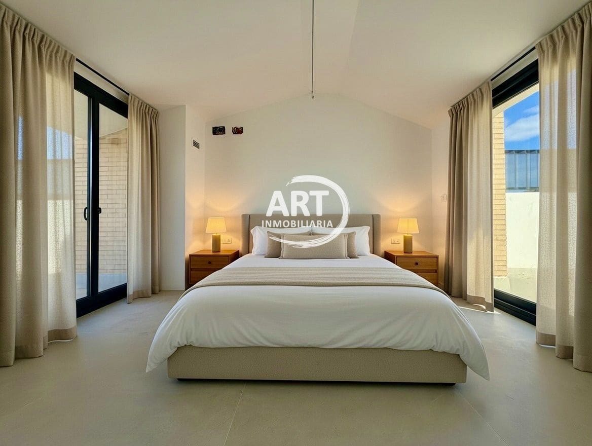 4 soverom Kjedet enebolig til salgs i Benisano med svømmebasseng garasje - € 412 154 (Ref: 9558451)