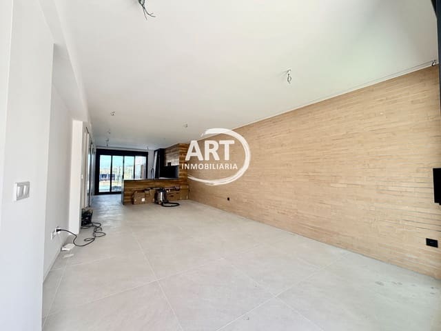 4 soverom Kjedet enebolig til salgs i Benisanó med svømmebasseng garasje - € 412 154 (Ref: 9558451)