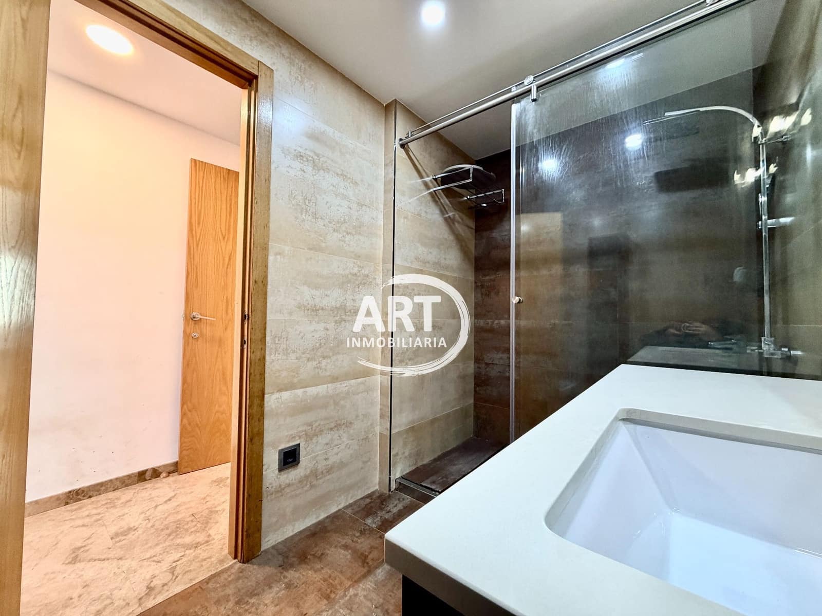 3 bedroom Penthouse for rent in Paterna with pool garage - € 1,700 (Ref: 9568013)