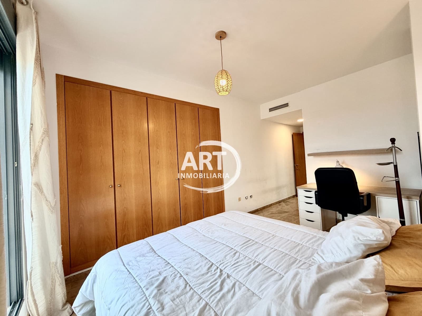 3 bedroom Penthouse for rent in Paterna with pool garage - € 1,700 (Ref: 9568013)