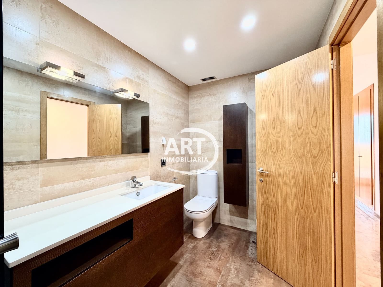 3 bedroom Penthouse for rent in Paterna with pool garage - € 1,700 (Ref: 9568013)