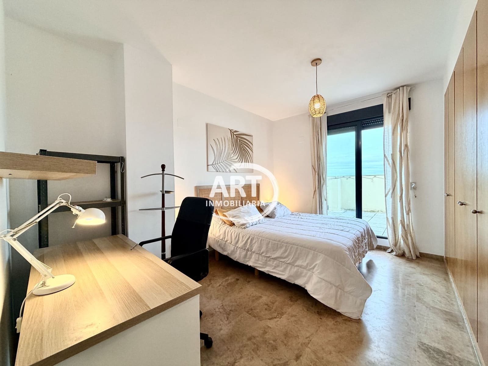 3 bedroom Penthouse for rent in Paterna with pool garage - € 1,700 (Ref: 9568013)