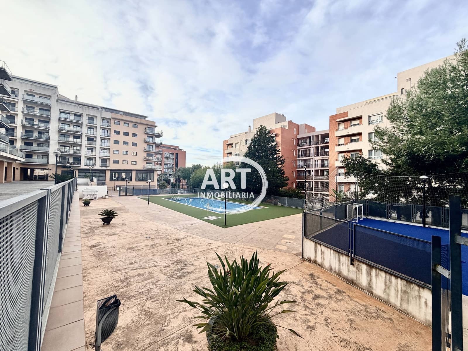 3 bedroom Penthouse for rent in Paterna with pool garage - € 1,700 (Ref: 9568013)