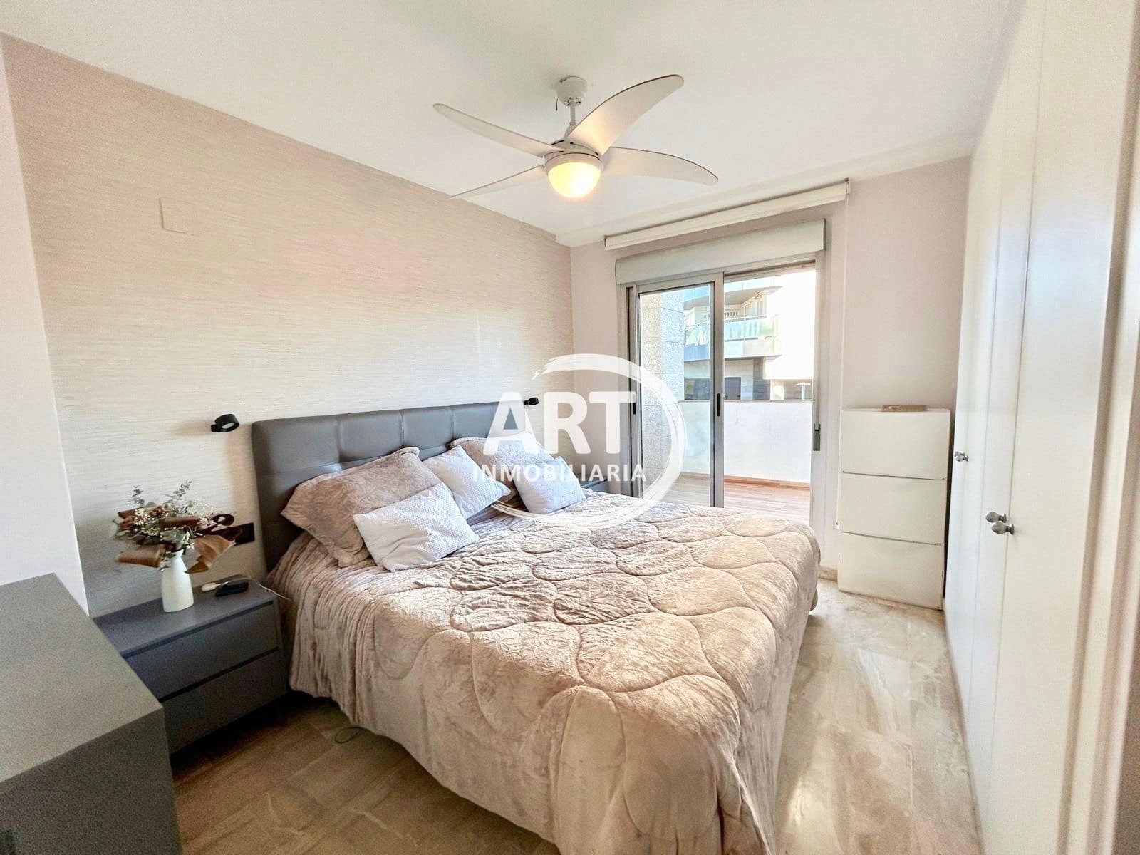 Appartement de 4 chambres à louer à Valence ville avec piscine garage - 2 500 € (Ref: 9568014)