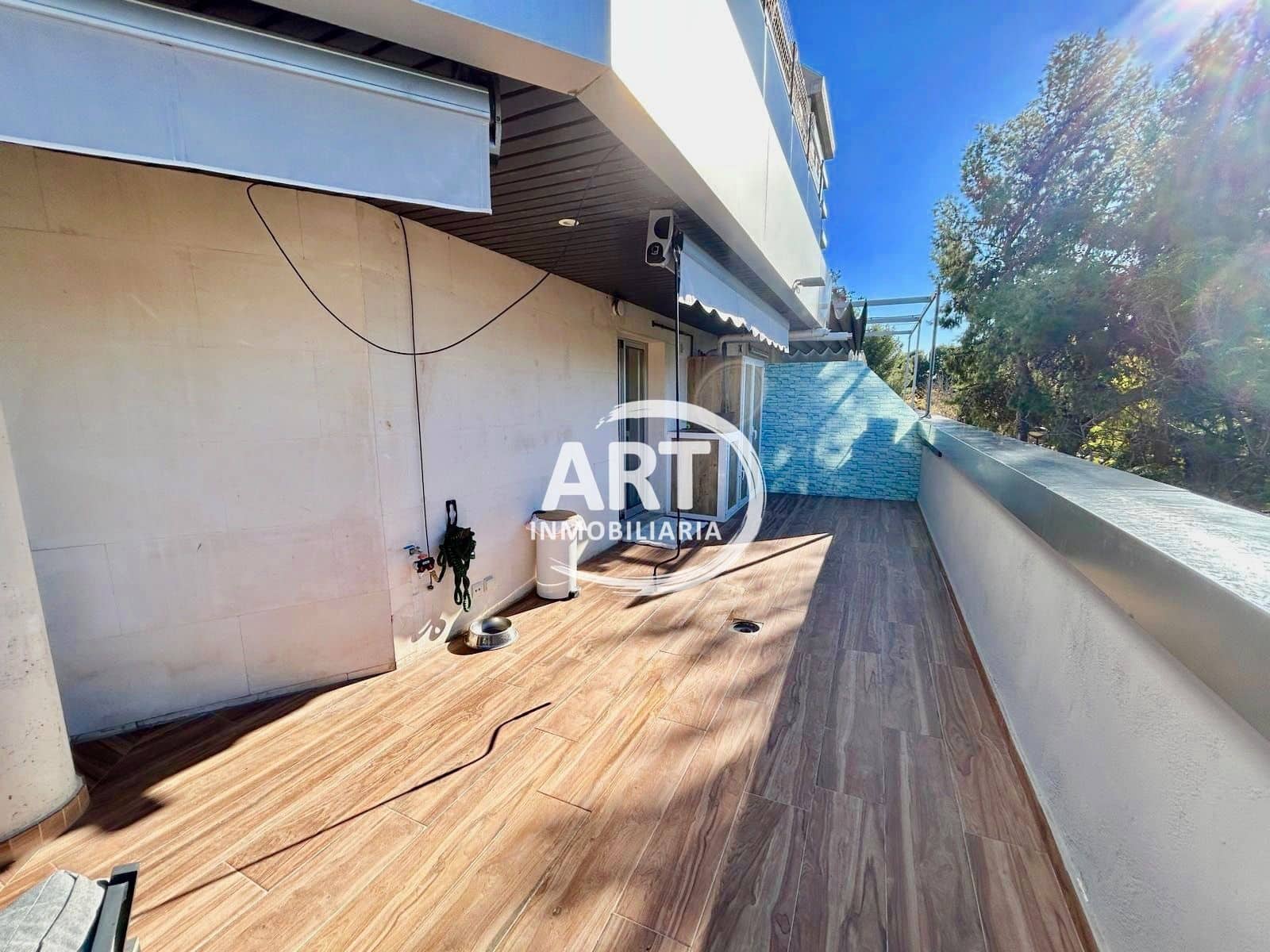 Appartement de 4 chambres à louer à Valence ville avec piscine garage - 2 500 € (Ref: 9568014)