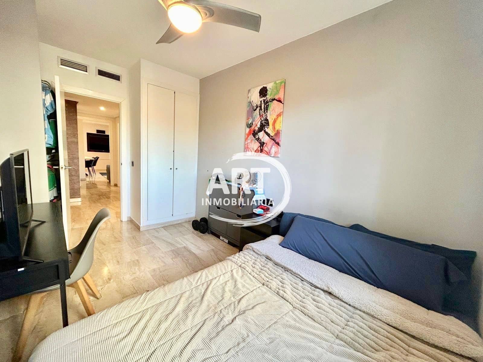 Appartement de 4 chambres à louer à Valence ville avec piscine garage - 2 500 € (Ref: 9568014)