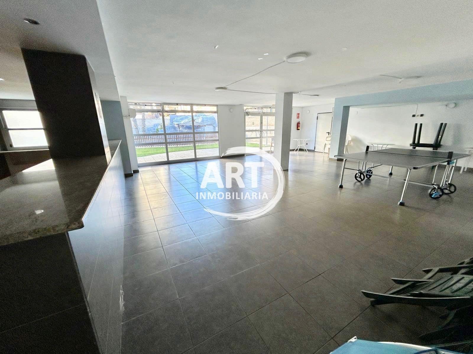 Appartement de 4 chambres à louer à Valence ville avec piscine garage - 2 500 € (Ref: 9568014)