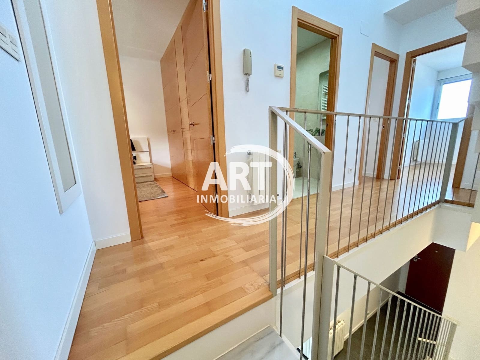 3 bedroom Semi-detached Villa for rent in San Antonio de Benageber with pool garage - € 1,900 (Ref: 9581537)