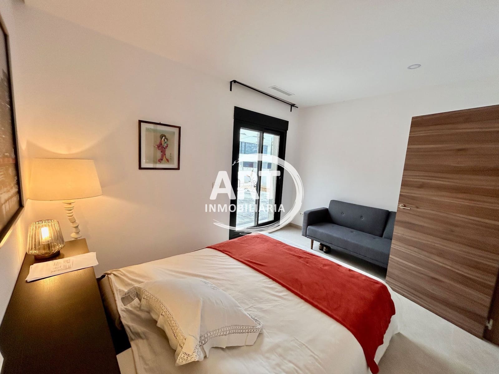 3 bedroom Villa for rent in L'Eliana with pool garage - € 3,500 (Ref: 9585379)