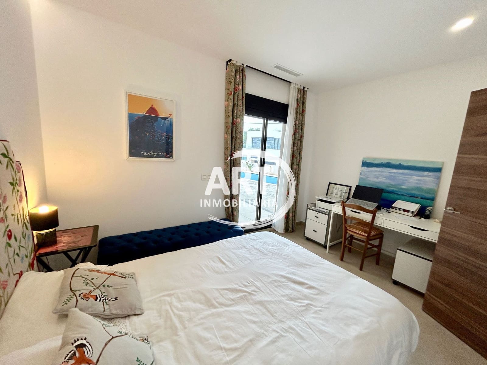 3 bedroom Villa for rent in L'Eliana with pool garage - € 3,500 (Ref: 9585379)