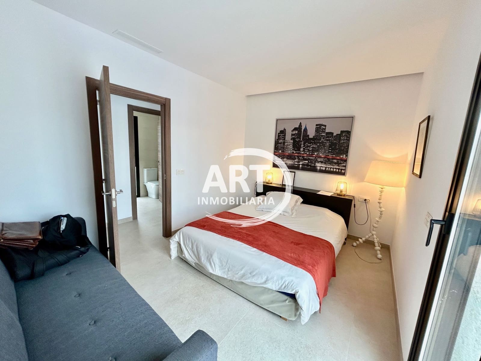 3 bedroom Villa for rent in L'Eliana with pool garage - € 3,500 (Ref: 9585379)