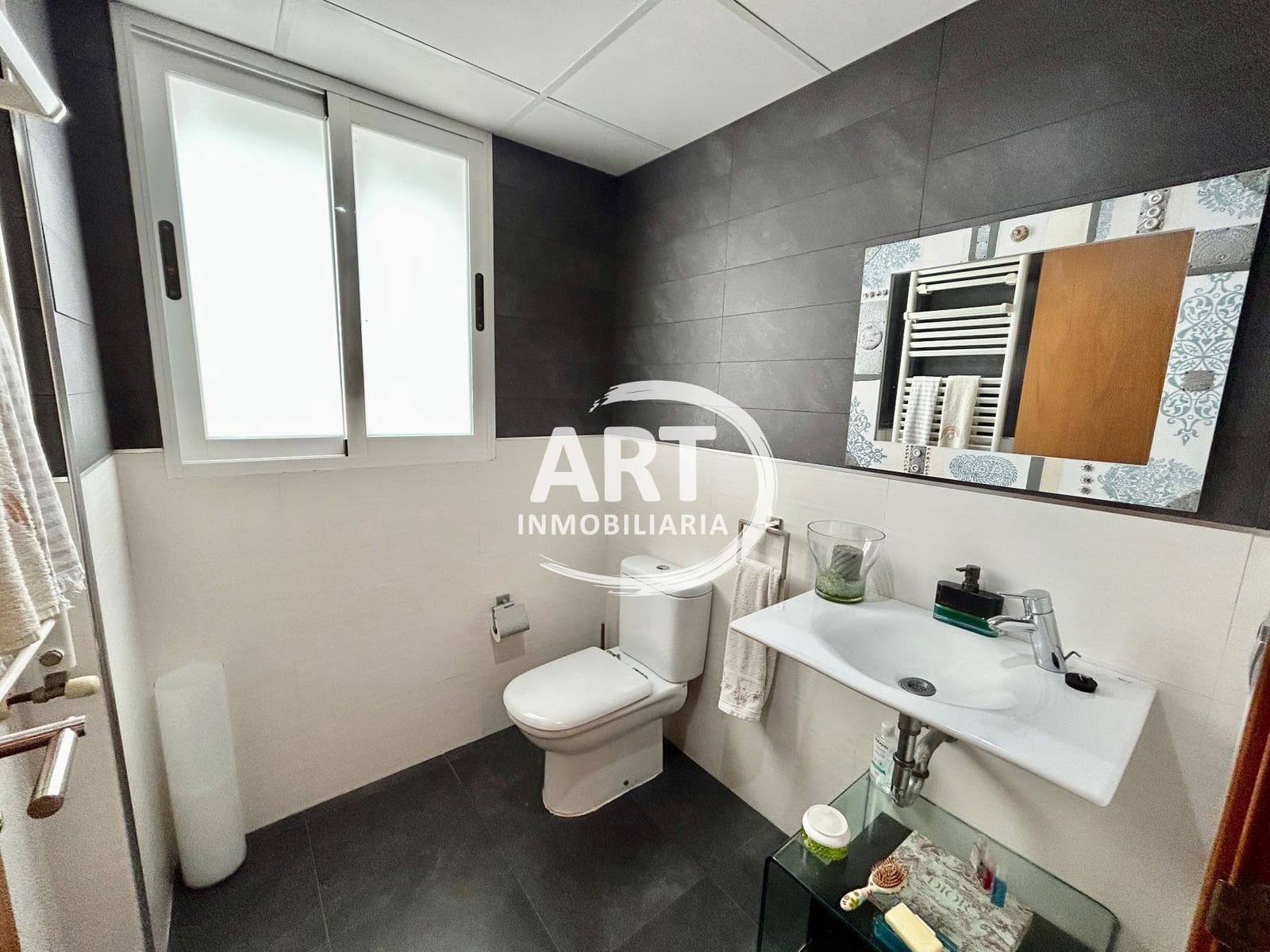 4 makuuhuone Huvila myytävänä paikassa Betera mukana uima-altaan 
autotalli - 849 900 € (Ref: 9585380)