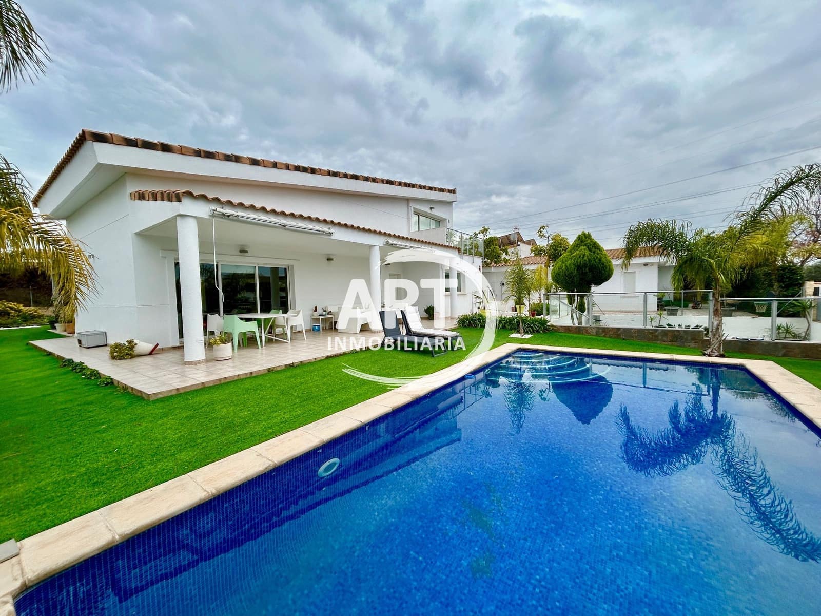 4 sovrum Villa att hyra i Betera med pool garage - 3 999 € (Ref: 9585381)