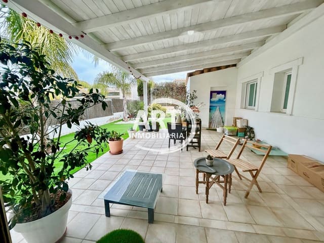 4 sovrum Villa att hyra i Bétera med pool garage - 3 999 € (Ref: 9585381)