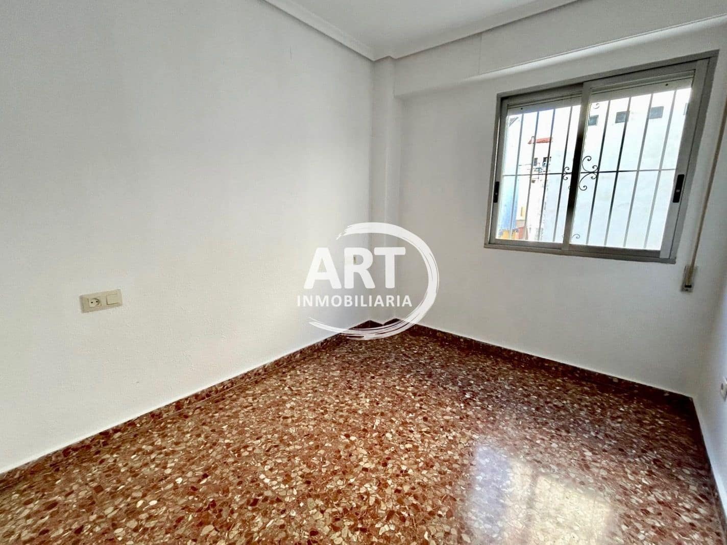 3 bedroom Flat for rent in L'Eliana - € 1,100 (Ref: 9590707)