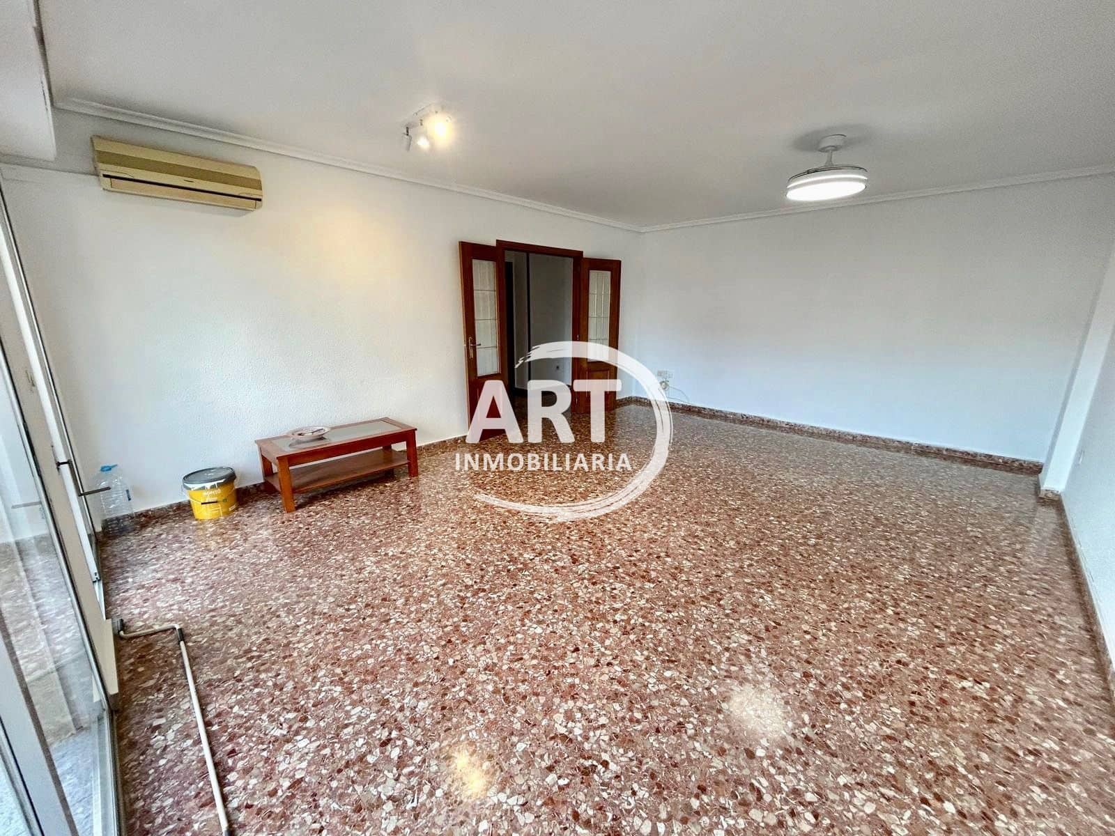 3 bedroom Flat for rent in L'Eliana - € 1,100 (Ref: 9590707)