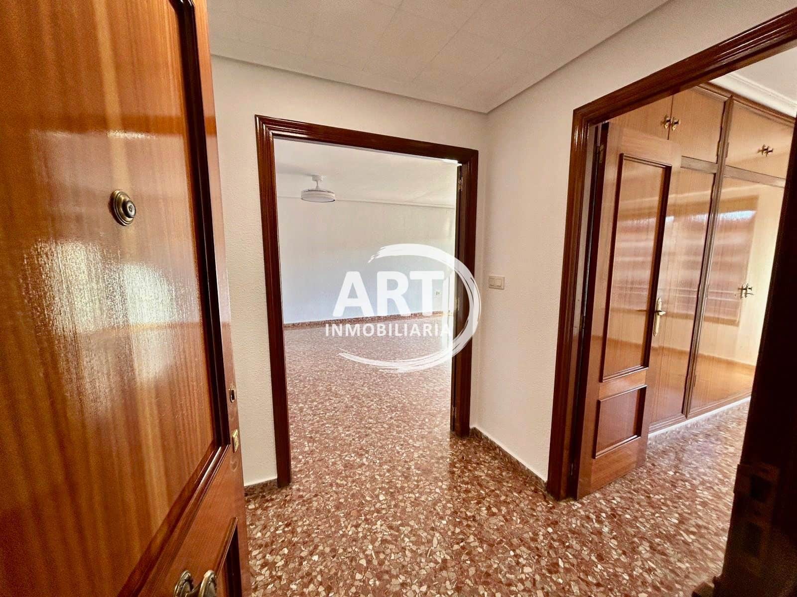 3 bedroom Flat for rent in L'Eliana - € 1,100 (Ref: 9590707)