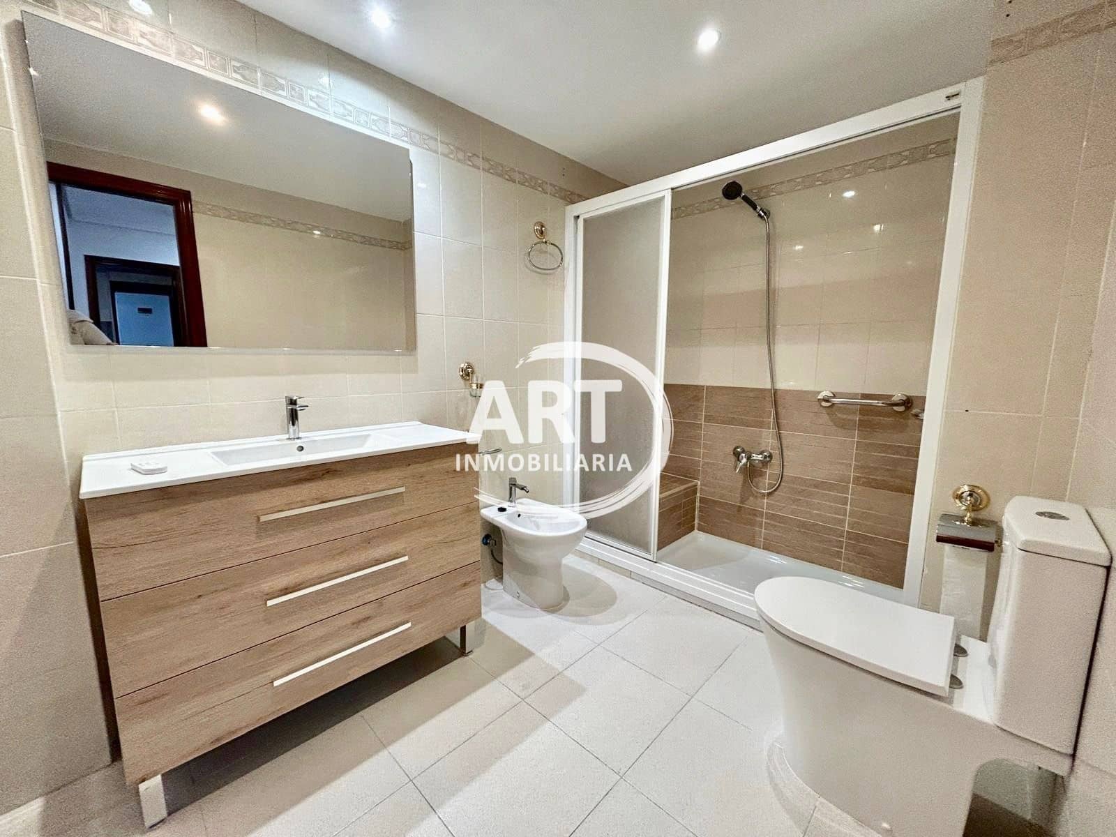 3 bedroom Flat for rent in L'Eliana - € 1,100 (Ref: 9590707)