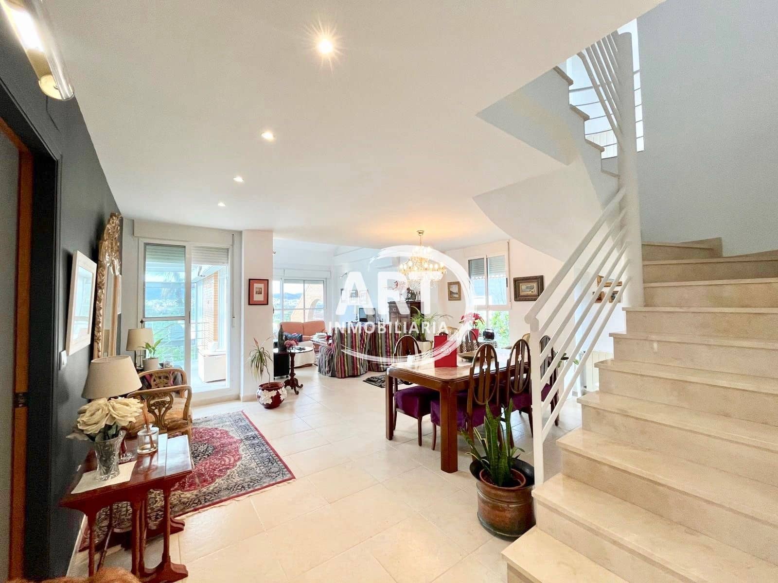 5 soveværelse Villa til salg i Riba-roja de Turia med swimmingpool garage - € 720.000 (Ref: 9594623)