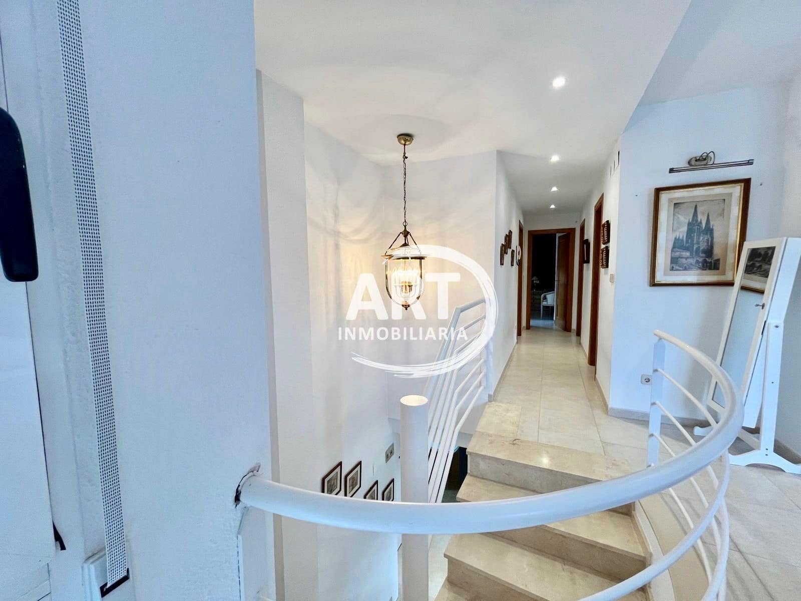 5 soveværelse Villa til salg i Riba-roja de Turia med swimmingpool garage - € 720.000 (Ref: 9594623)