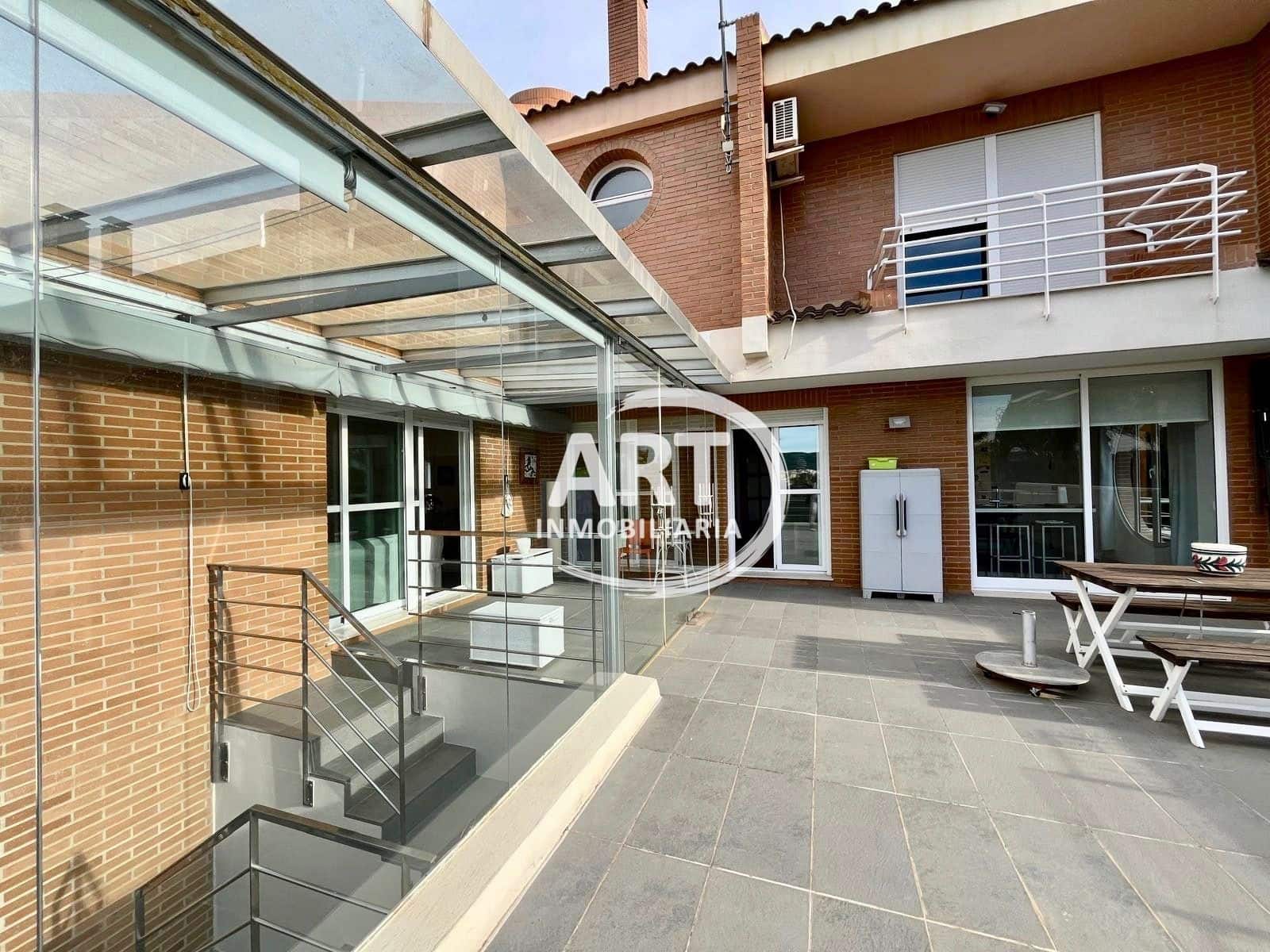 5 soveværelse Villa til salg i Riba-roja de Turia med swimmingpool garage - € 720.000 (Ref: 9594623)