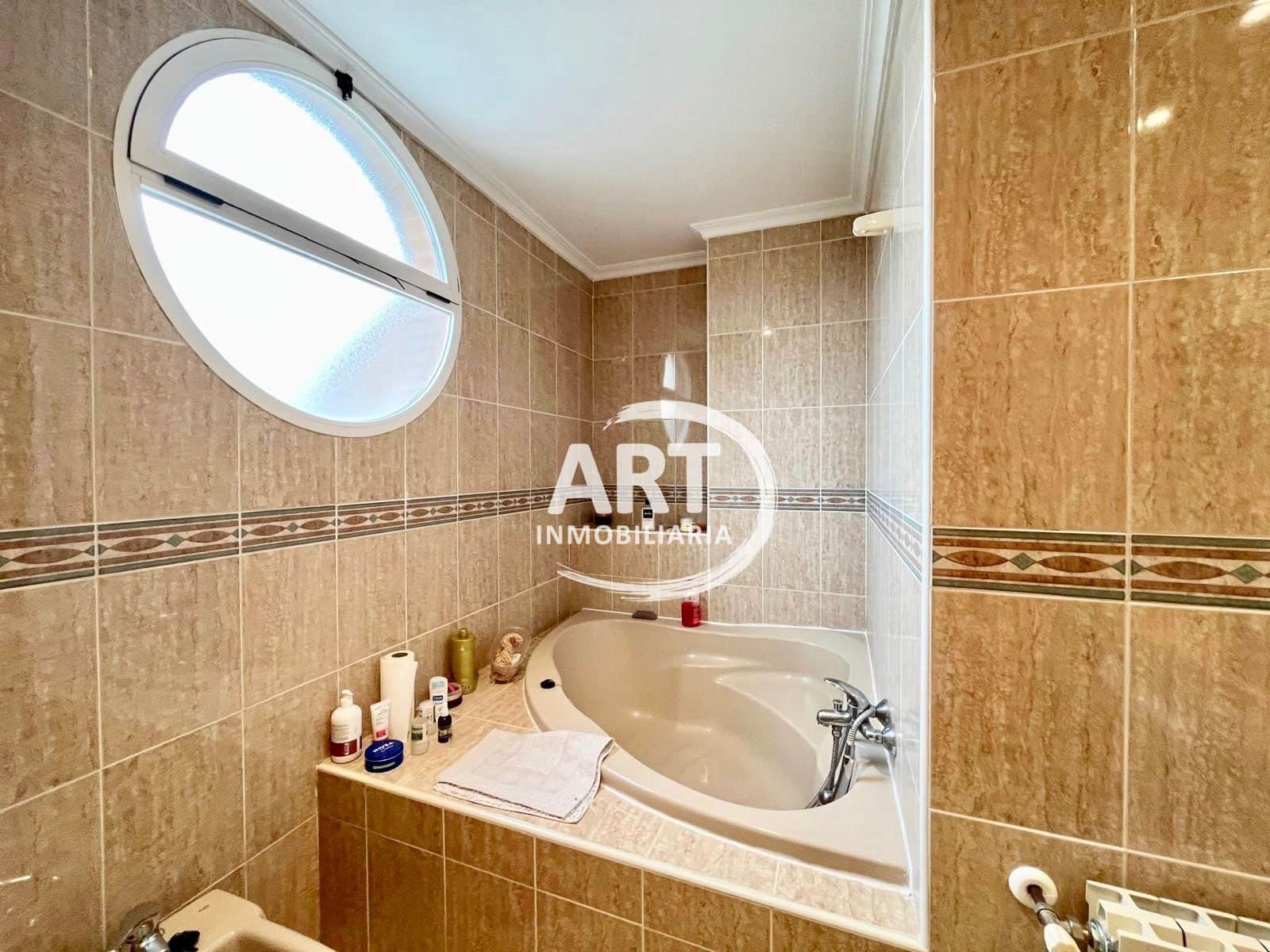 5 soveværelse Villa til salg i Riba-roja de Turia med swimmingpool garage - € 720.000 (Ref: 9594623)