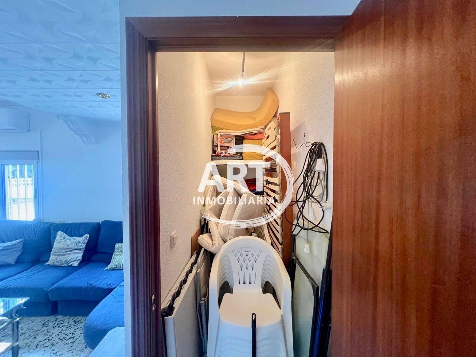 4 quarto Moradia para arrendar em Olocau com piscina garagem - 1 200 € (Ref: 9598670)