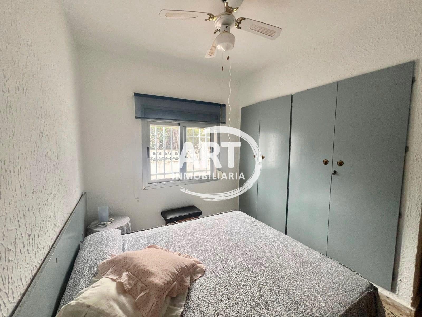 4 quarto Moradia para arrendar em Olocau com piscina garagem - 1 200 € (Ref: 9598670)