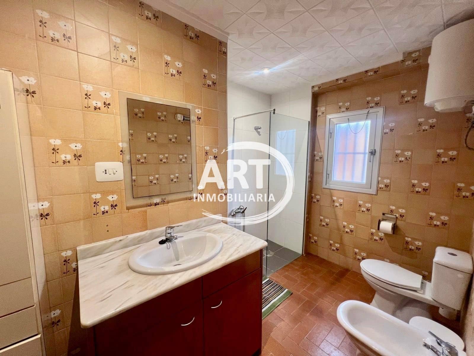4 quarto Moradia para arrendar em Olocau com piscina garagem - 1 200 € (Ref: 9598670)
