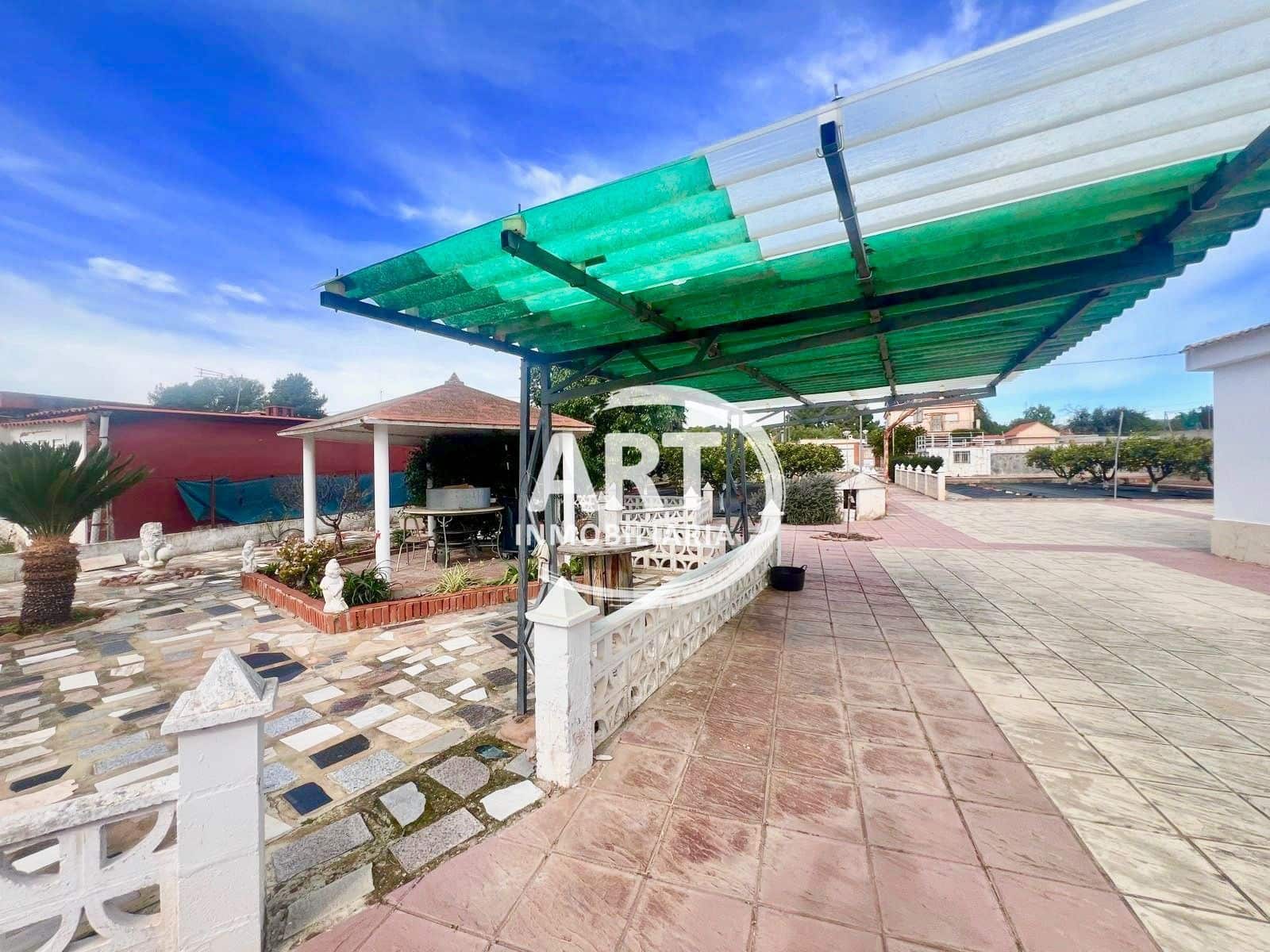 4 quarto Moradia para arrendar em Olocau com piscina garagem - 1 200 € (Ref: 9598670)