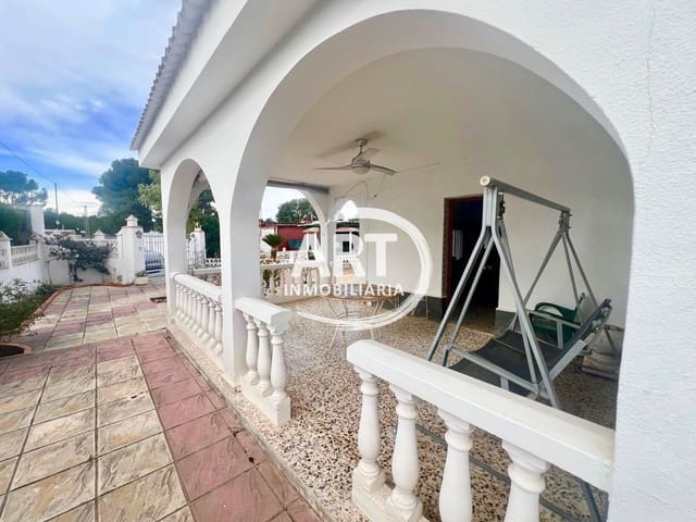 4 Zimmer Villa zu vermieten in Olocau mit Pool Garage - 1.200 € (Ref: 9598670)