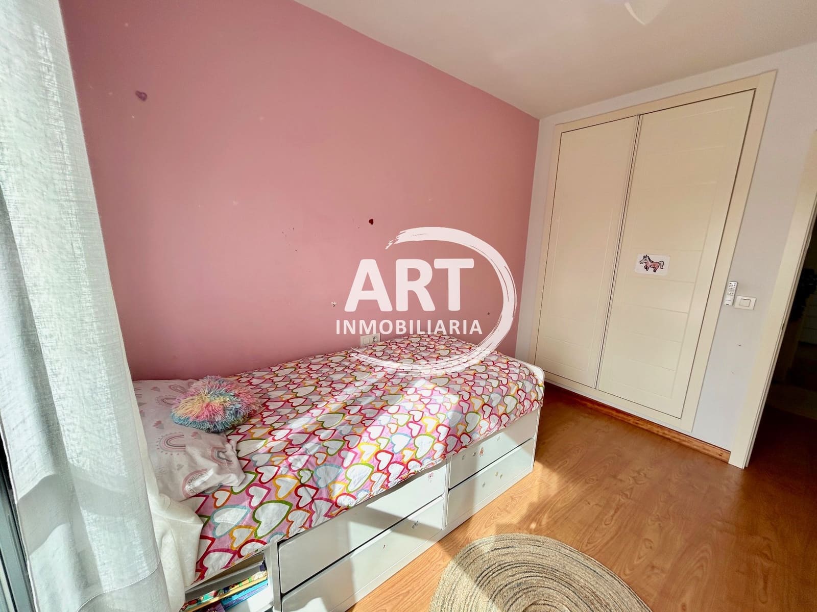 3 soveværelse Semi-Rækkehus til salg i San Antonio de Benageber med swimmingpool - € 395.000 (Ref: 9614707)