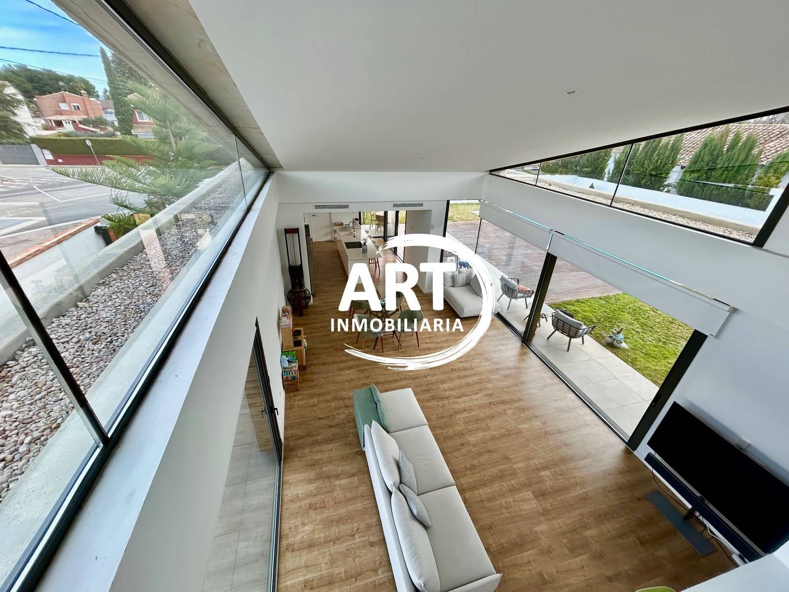 4 makuuhuone Huvila myytävänä paikassa L'Eliana mukana uima-altaan - 1 380 000 € (Ref: 9614708)