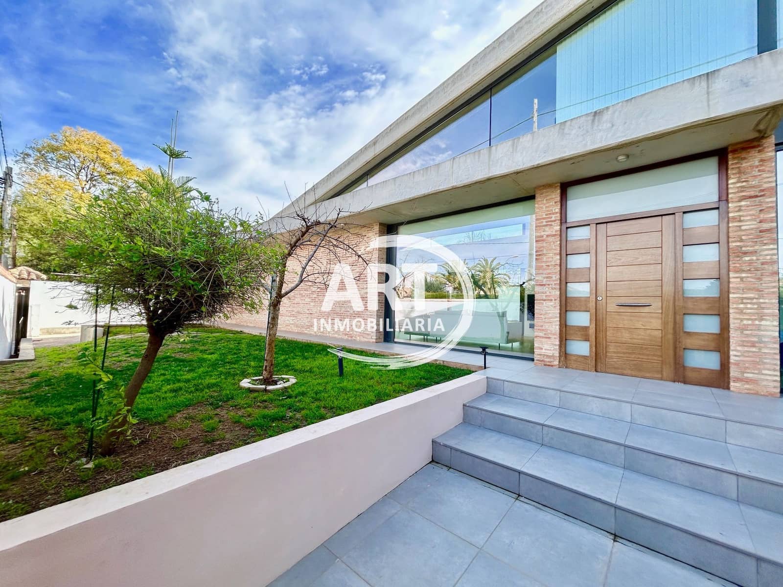 4 makuuhuone Huvila myytävänä paikassa L'Eliana mukana uima-altaan - 1 380 000 € (Ref: 9614708)