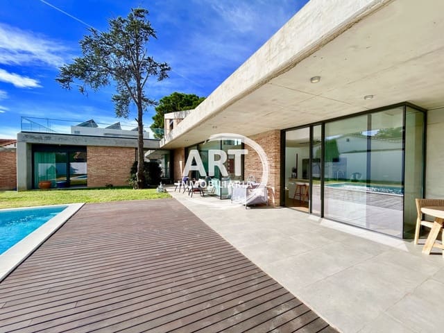 4 makuuhuone Huvila myytävänä paikassa L'Eliana mukana uima-altaan - 1 380 000 € (Ref: 9614708)