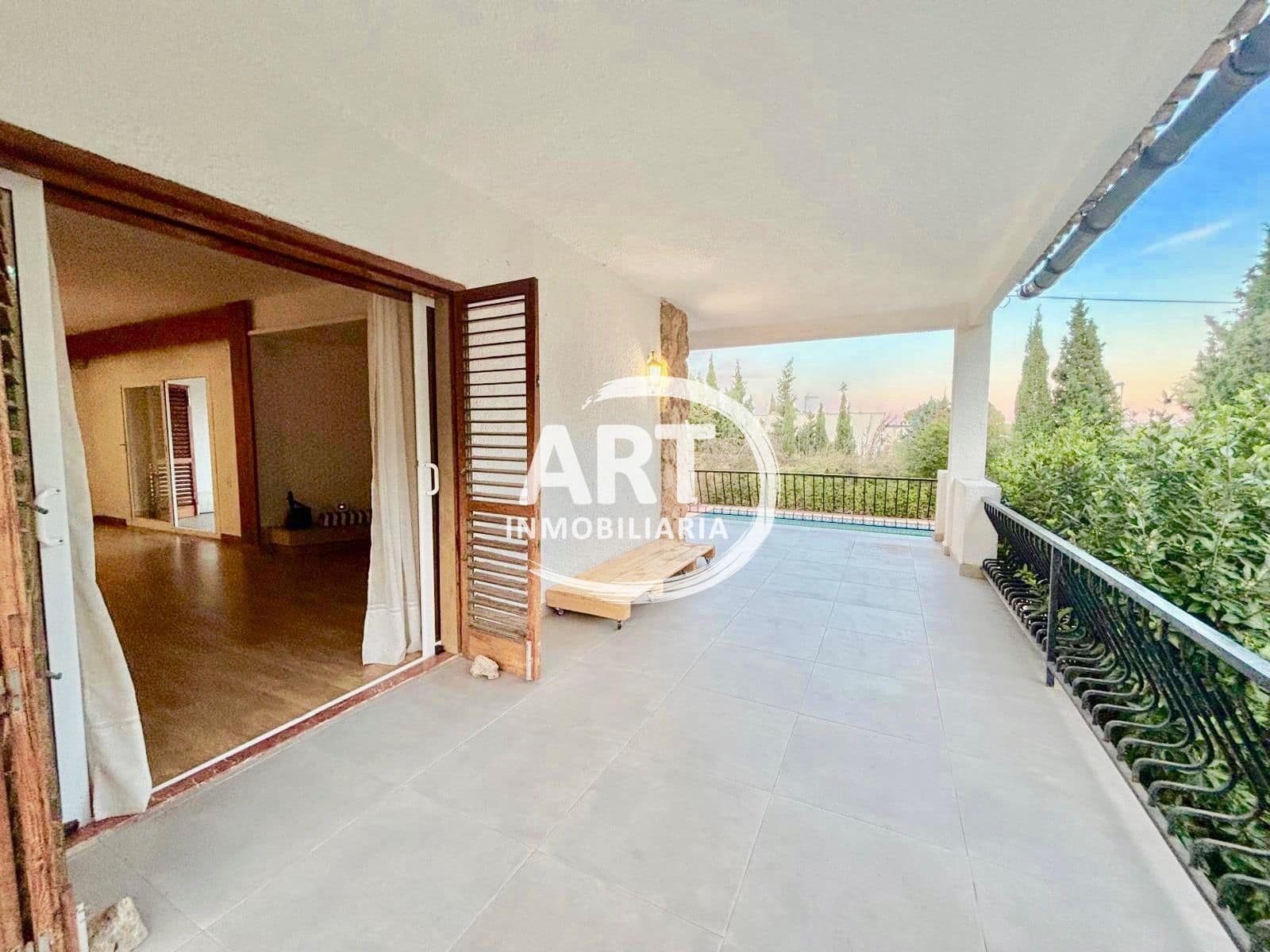 4 makuuhuone Huvila myytävänä paikassa L'Eliana mukana uima-altaan 
autotalli - 960 000 € (Ref: 9633832)