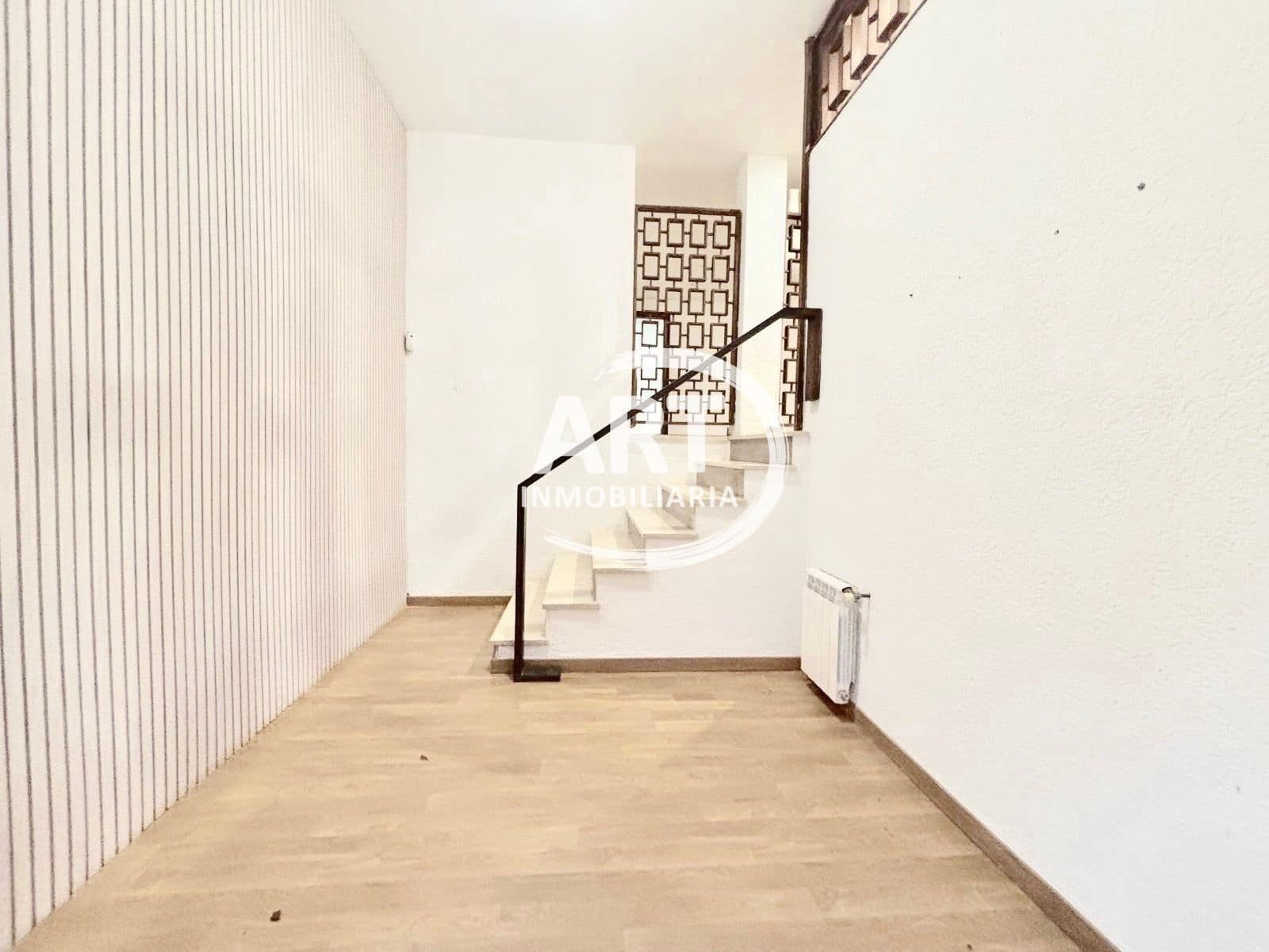 4 makuuhuone Huvila myytävänä paikassa L'Eliana mukana uima-altaan 
autotalli - 960 000 € (Ref: 9633832)