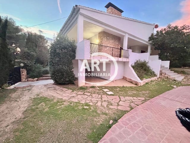 4 makuuhuone Huvila myytävänä paikassa L'Eliana mukana uima-altaan 
autotalli - 960 000 € (Ref: 9633832)