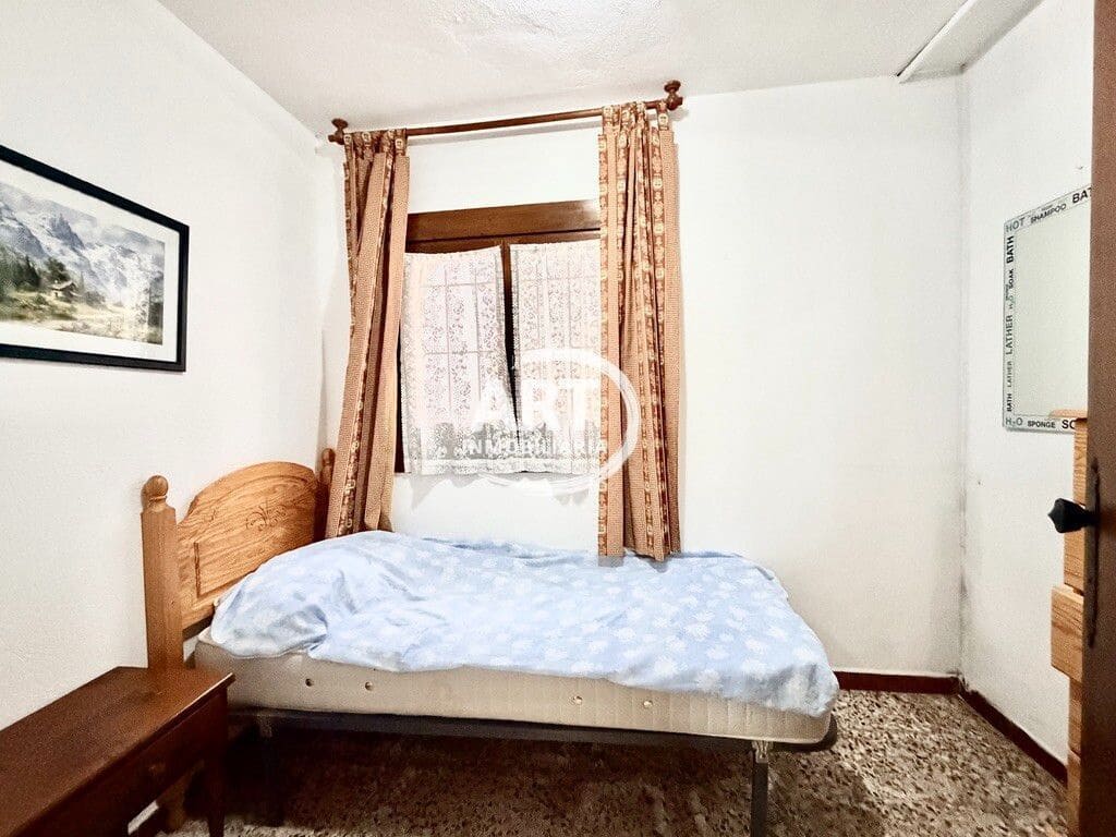 8 makuuhuone Omakotitalo myytävänä paikassa Alcala de la Selva - 350 000 € (Ref: 9639079)