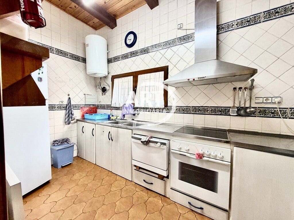 8 makuuhuone Omakotitalo myytävänä paikassa Alcala de la Selva - 350 000 € (Ref: 9639079)