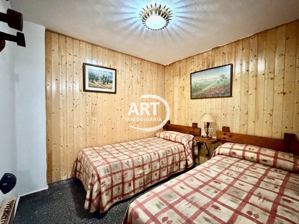 8 makuuhuone Omakotitalo myytävänä paikassa Alcala de la Selva - 350 000 € (Ref: 9639079)