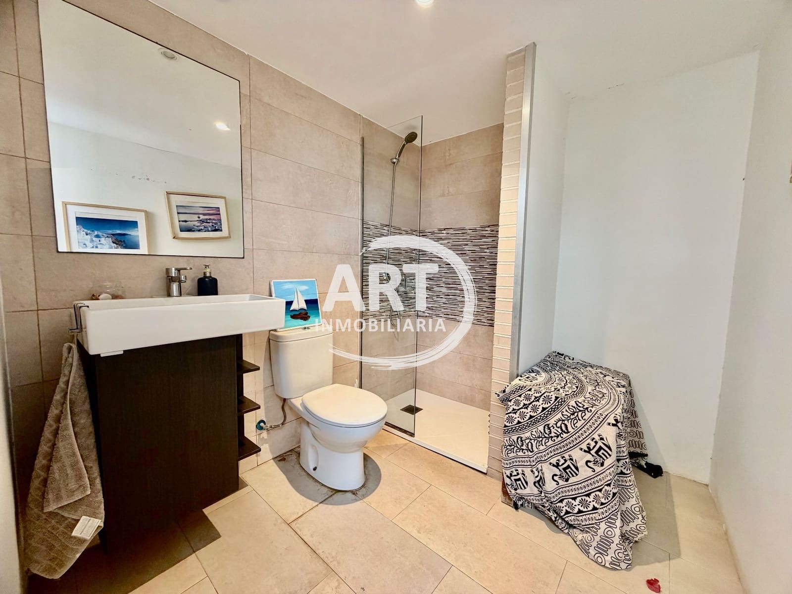 4 Zimmer Villa zu verkaufen in San Antonio de Benageber mit Pool Garage - 750.000 € (Ref: 9651223)