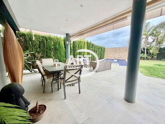 4 Zimmer Villa zu verkaufen in San Antonio de Benagéber mit Pool Garage - 750.000 € (Ref: 9651223)