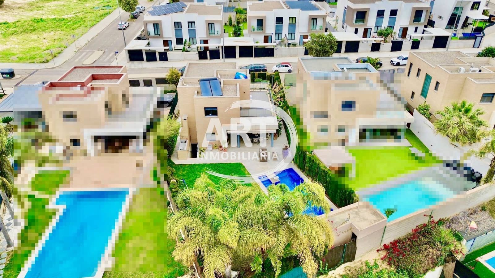 4 Zimmer Villa zu verkaufen in San Antonio de Benageber mit Pool Garage - 750.000 € (Ref: 9651223)