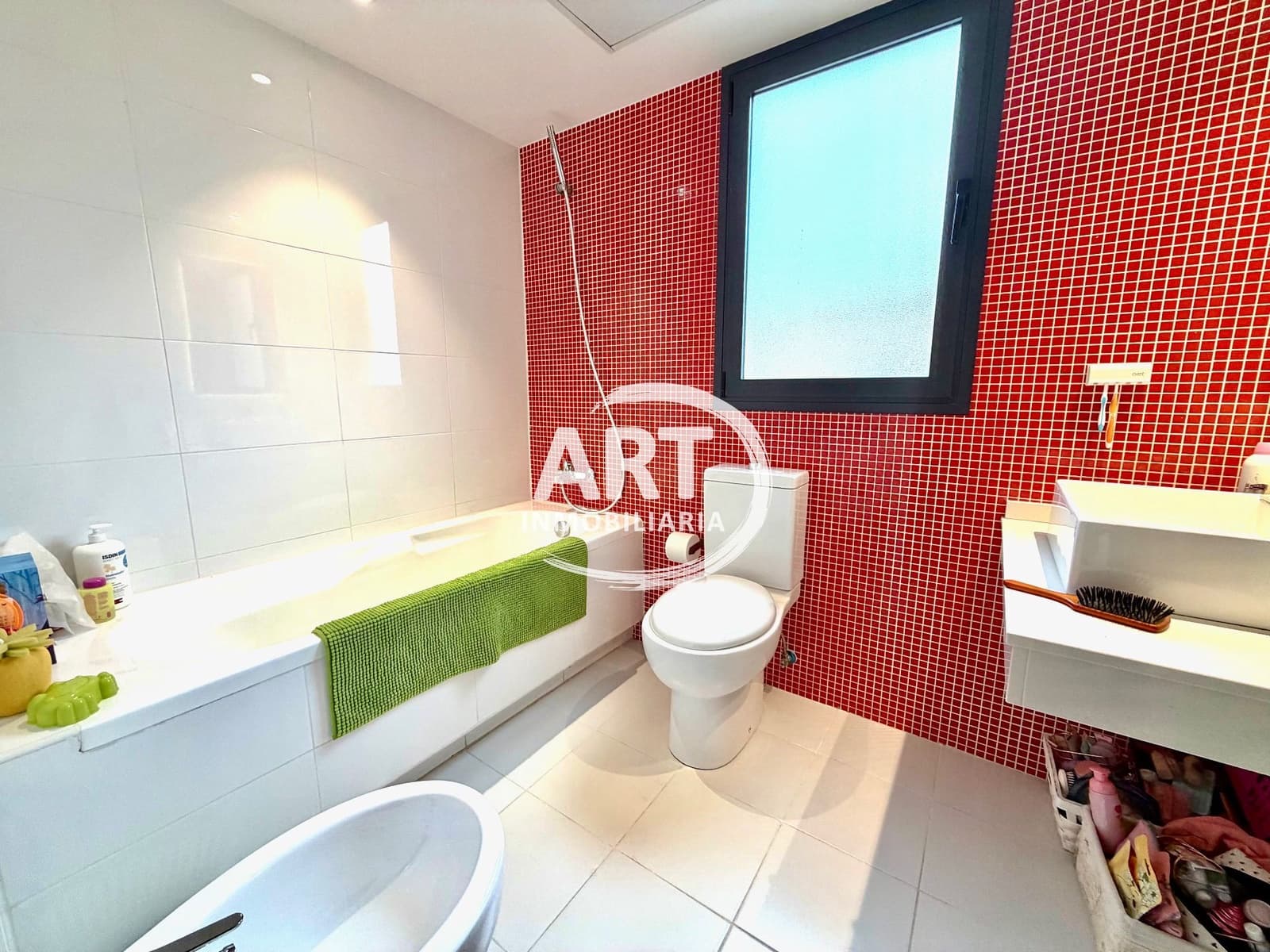 4 Zimmer Villa zu verkaufen in San Antonio de Benageber mit Pool Garage - 750.000 € (Ref: 9651223)